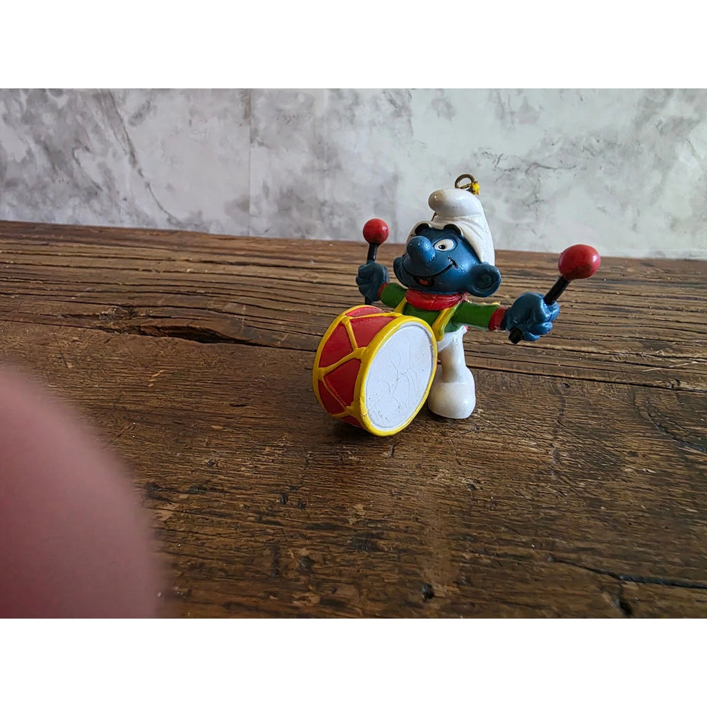 Vintage 1981 Peyo Smurf Drummer Christmas Ornament PVC Figure Drumming Smurf