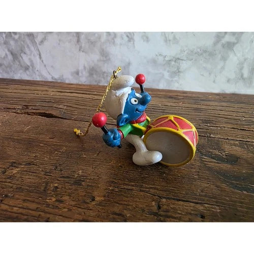 Vintage 1981 Peyo Smurf Drummer Christmas Ornament PVC Figure Drumming Smurf